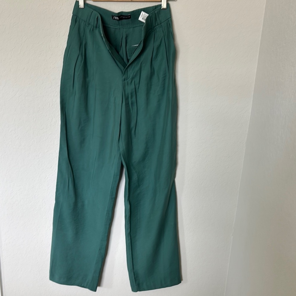 Zara Green Dress Pants with Straight-Leg Cut